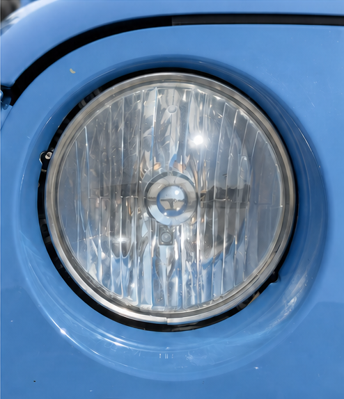 Clear Jeep headlight after restoration